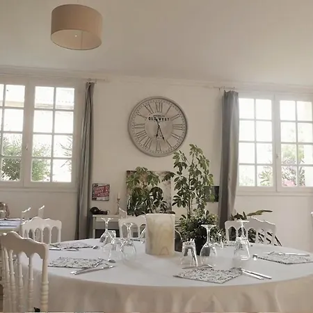 Orangerie Du Château Marith - Et Avec Piscine Maison d'hôtes Clairac (Lot-et-Garonne)