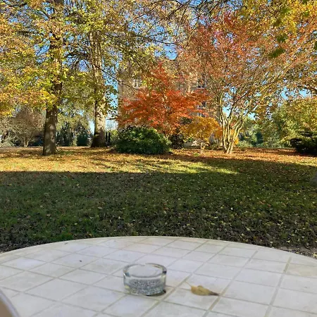 Maison d'hôtes Orangerie Du Château Marith - Et Avec Piscine 3*
