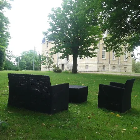 Pensión Orangerie Du Château Marith - Tonneins Aiguillon Marmande - Touristique Et Soirée étape 3*