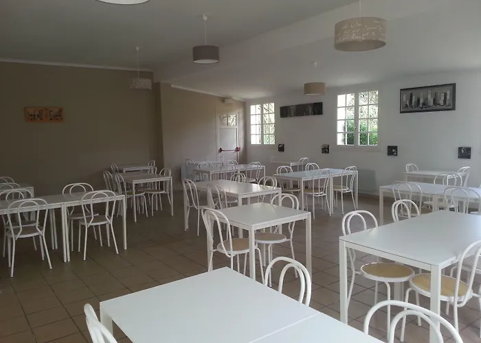 Maison d'hôtes Orangerie Du Château Marith - Domaine Avec Piscine 3*